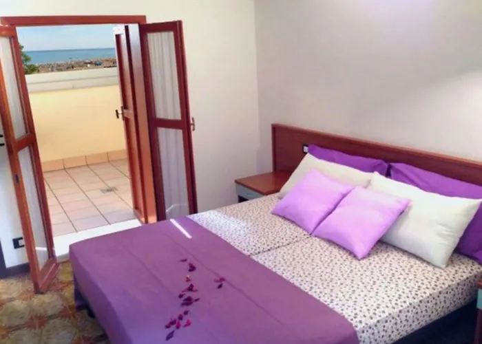 Lägenhet Bright Two Floor Near The *