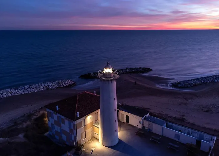 Bright Two Floor Near The *